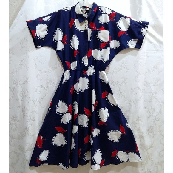 Vintage Dresses & Skirts - Vintage 70s Cotton Shirtwaist Tulip Dress 8 Floral Red White Blue Pockets Bow